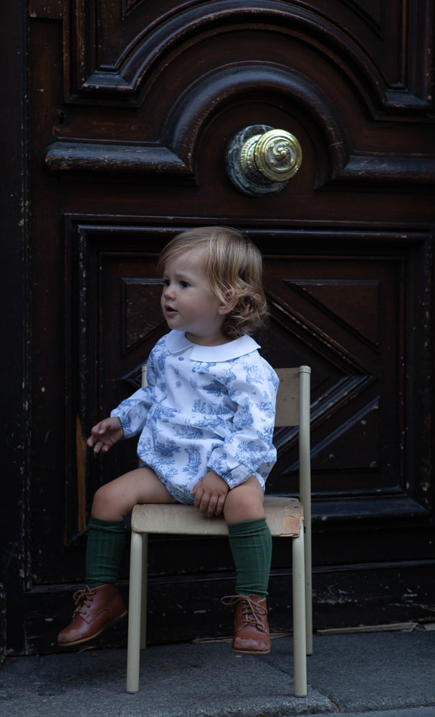 Barboteuse bébé fille vintage en voile de coton et broderies anglaises